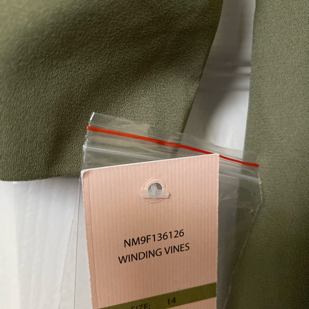 OLIVE NANNETTE WINDING VINES MIDI DRESS - Picture 4 of 6